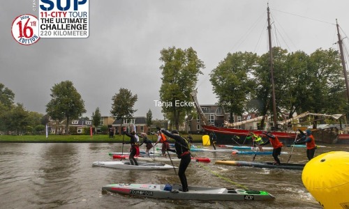 092804_TE_24SUP11-CITY-5-DAY-DAY-0232_LQL